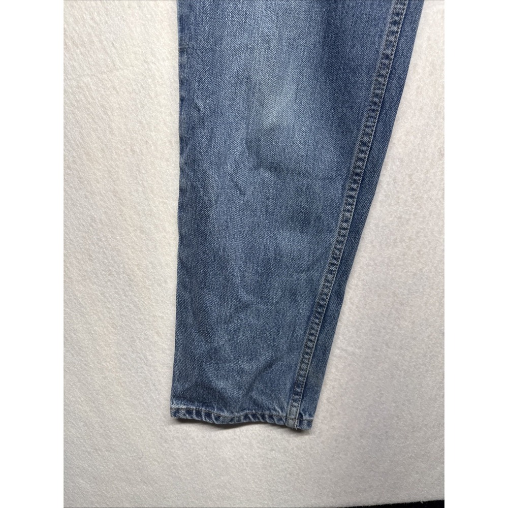 Vintage Levi's 550 Women's Relaxed Fit Tapered Leg Med Wash Size 12M - Picture 7 of 16